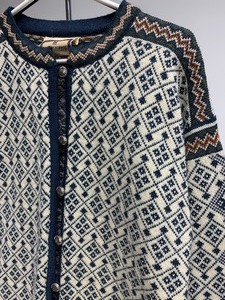 lot 333 image: DALE OF NORWAY Button Down Wool Sweater - Size M