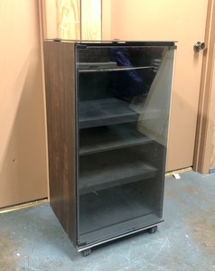 lot 366 image: Excellent Vintage SANSUI Model GX-610S Rolling Stereo Equipment Cabinet