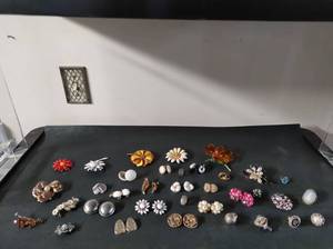 Collection of Vintage Jewelry
