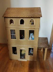 Vintage Doll House