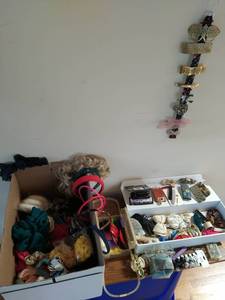 Collection of Vintage Hair Accessories
