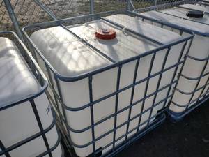 Poly Tank with Cage, Not to Be Used...