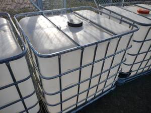 Poly Tank with Cage, Not to Be Used...