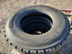 (3) Michelin Low Pro 27580R22.5 Re...