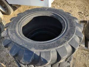 (4) Akuret 12-16.5 Premium Skid Ste...