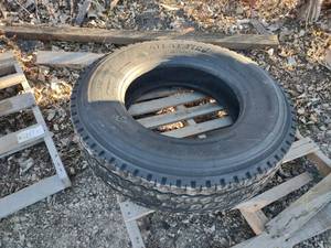 (1) New Atlas 11R22.5 Tire...