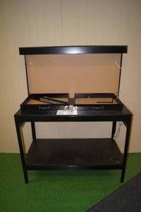 lot 3 image: King Shop Bench with Drawers and Light