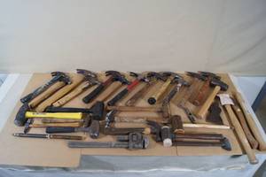 lot 35 image: Assorted Hammers