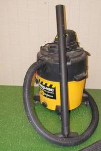lot 14 image: Shop-Vac Contractor Series 20 Gallon WetDry Vac