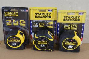 lot 57 image: Stanley Fatmax Tape Measures - 25, 30, 35