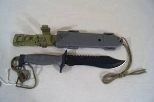 lot 71 image: Paratrooper Style Knife with Ankle Sheath