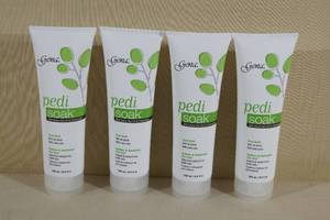lot 95 image: Gena Pedi Soak Foot Bath