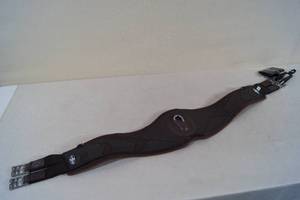 lot 110 image: Professionals Choice 44 VenTech English Saddle Girth