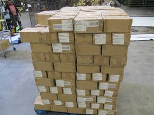 lot 506 image: Roughly 128 Boxes of NEW Riot Paper Cards Yes Girl Yes Thank You Cards - 2,300 x 10-Packs