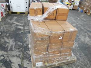 lot 517 image: Pallet of 21 in Box Luminara Lanterns 1719 in Mixed Colors