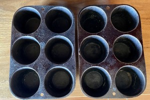 Vintage Cast Iron Muffin Tins and a Vintage Enamel Strainer
