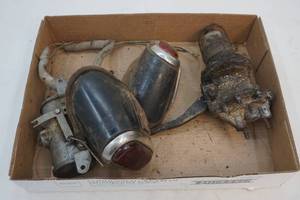 lot 15 image: auto parts