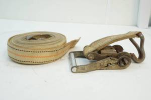 lot 38 image: tow strap
