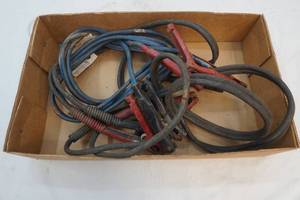 lot 46 image: jumper cables