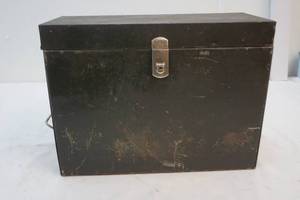 lot 61 image: file cabinet