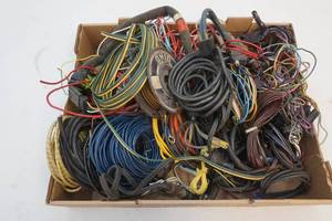 lot 72 image: automotive wiring