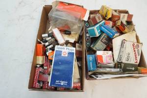 lot 121 image: automotive supplies