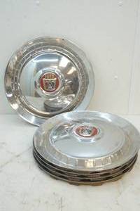 lot 134 image: hub caps