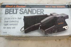 lot 154 image: Black n Decker belt sander