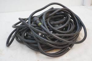 lot 162 image: extension cord