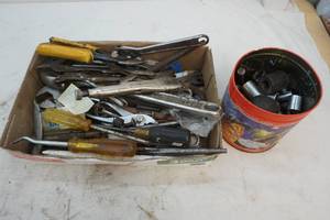 lot 173 image: tools