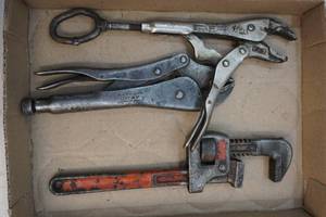 lot 184 image: vice grips