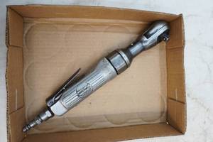 lot 195 image: air wrench