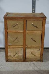 lot 268 image: work table