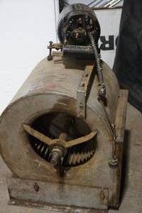 lot 272 image: blower fan