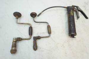 lot 308 image: hand drills