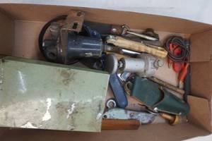lot 324 image: oil filter wrench