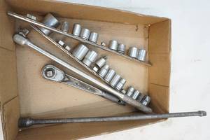 lot 331 image: socket wrenches