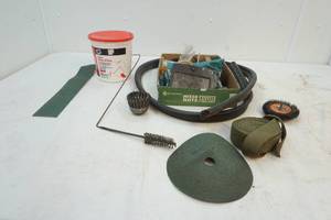 lot 332 image: wire brush tools