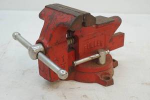 lot 280 image: vice grip