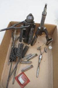 lot 350 image: honing tools