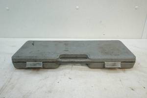 lot 373 image: socket set