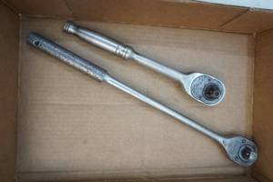 lot 388 image: socket wrenches