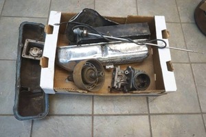 lot 399 image: automotive equipment