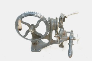 lot 423 image: vintage hand grinder