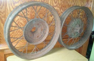 lot 75 image: Vintage Automotive Wheels (2)