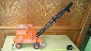 lot 259 image: Vintage Model Crane-unit. Doepke