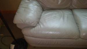 lot 73C image: Leather Loveseat
