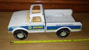 lot 804 image: Nylint NAPA Pickup Truck