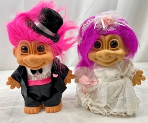 lot 57 image: Vintage RUSS 7 Trolls - Bride & Groom, JesterClown
