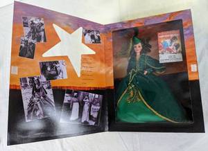 lot 3 image: Gone with the Wind 2 Barbies & Ken as Scarlett & Rhett, with Boxes - Drapes & Newlywed Shopper Hollywood Legends